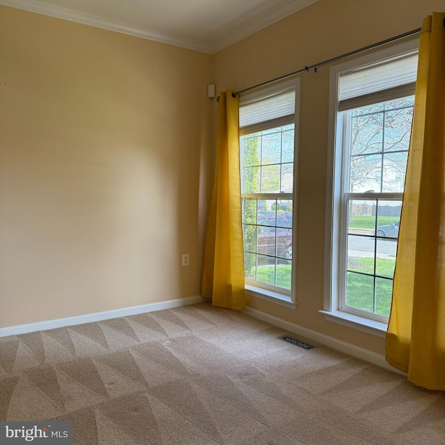 103 Claude Ct SE, Leesburg, VA 20175 - empty room featuring visible vents, ornamental molding, baseboards, and light carpet