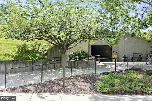 10401 Grosvenor Pl Unit 825, Rockville, MD 20852 - exterior space with fence