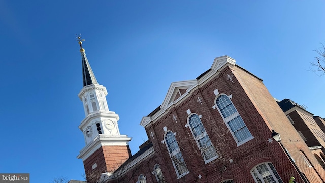 view of building exterior