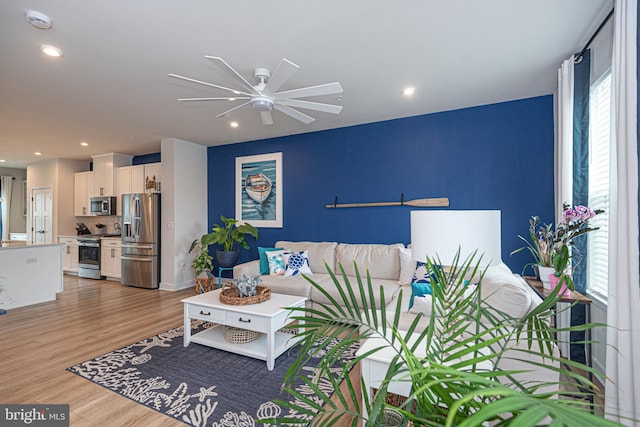 12461 Coastal Marsh Dr Unit 707, Berlin, MD 21811 - living room featuring light wood-type flooring, a ceiling fan, and recessed lighting