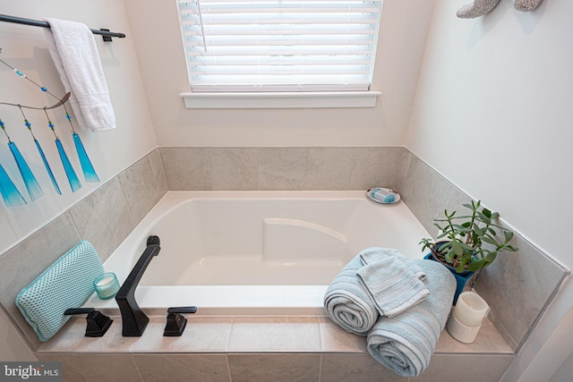 12461 Coastal Marsh Dr Unit 707, Berlin, MD 21811 - bathroom featuring a bath