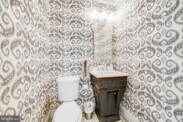 6020 Copely Ln, Mclean, VA 22101 - bathroom with vanity and toilet