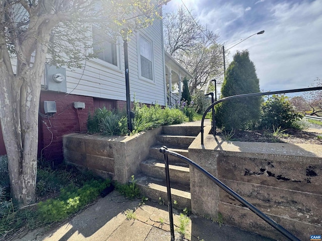 view of side of property