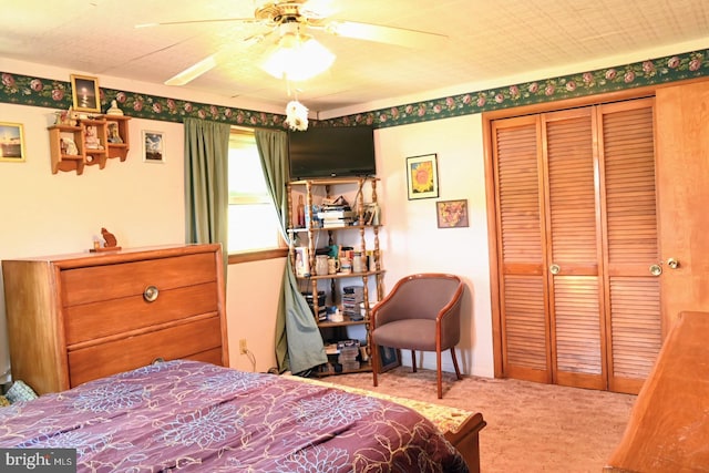 4092 Manchester St, Glen Rock, PA 17327 - bedroom with a closet, carpet, and ceiling fan