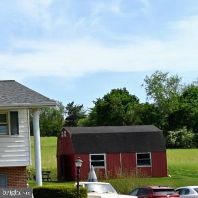4092 Manchester St, Glen Rock, PA 17327 - view of barn with a yard
