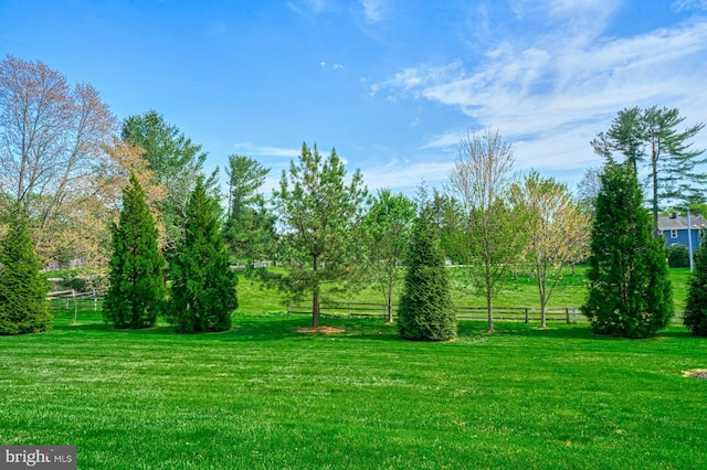 view of yard featuring fence