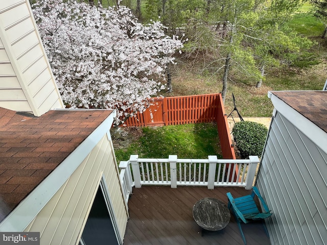 46878 Graham Cv, Sterling, VA 20165 - deck with fence