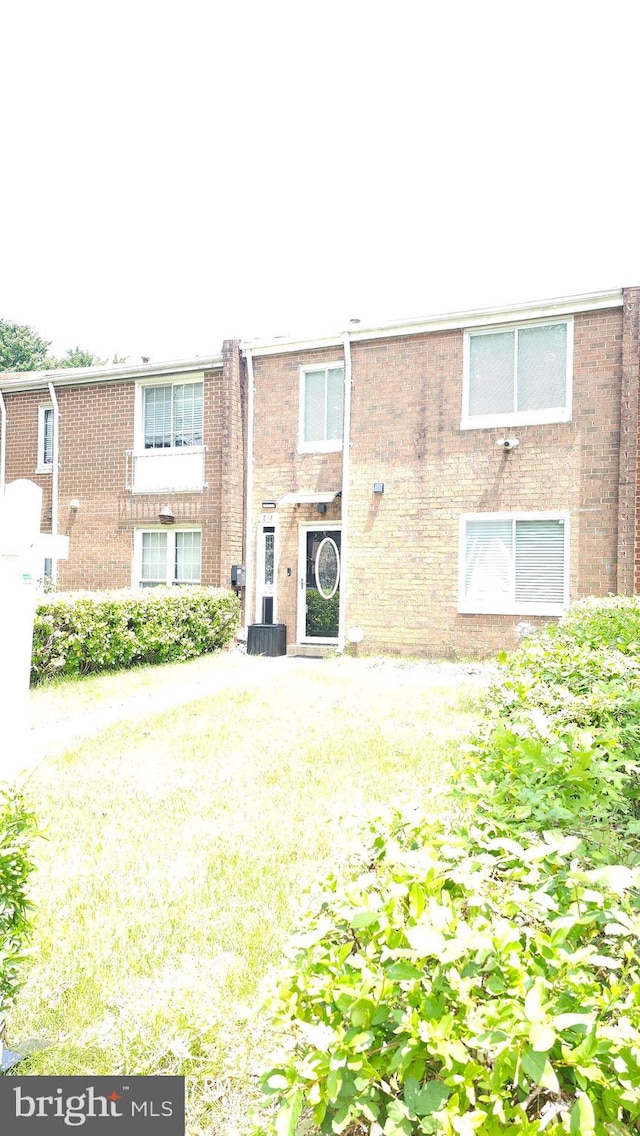 218 Stevenson Sq, Alexandria, VA 22304 - view of front of house featuring brick siding