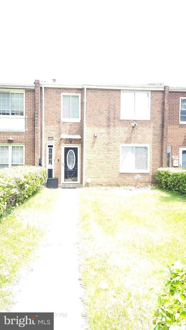 218 Stevenson Sq, Alexandria, VA 22304 - view of front of house with brick siding