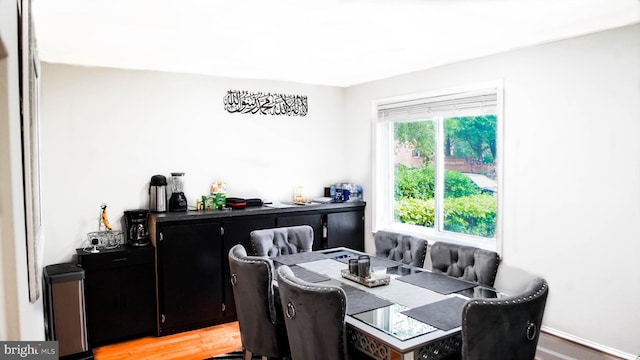 218 Stevenson Sq, Alexandria, VA 22304 - dining area with light wood-style floors
