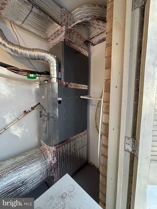4225 Americana Dr Unit 4225A, Annandale, VA 22003 - utilities featuring heating unit