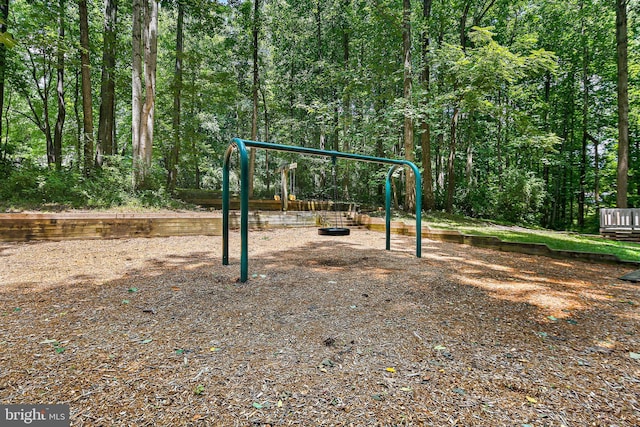 7098 Garden Walk, Columbia, MD 21044 - view of community jungle gym