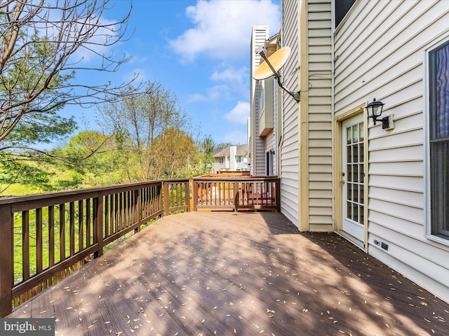 109 Rock Creek Ct, Frederick, MD 21702 - view of wooden terrace