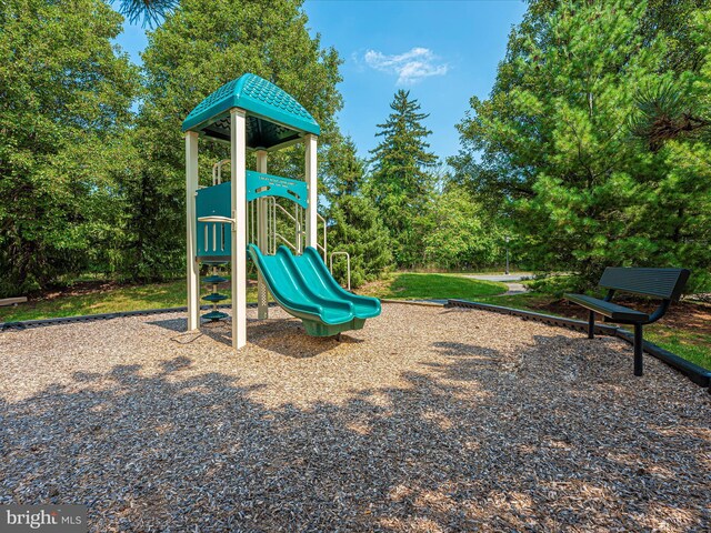 109 Rock Creek Ct, Frederick, MD 21702 - view of community playground