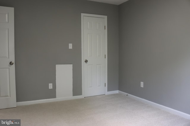 1029 Kings Ct, Herndon, VA 20170 - interior space featuring carpet and baseboards