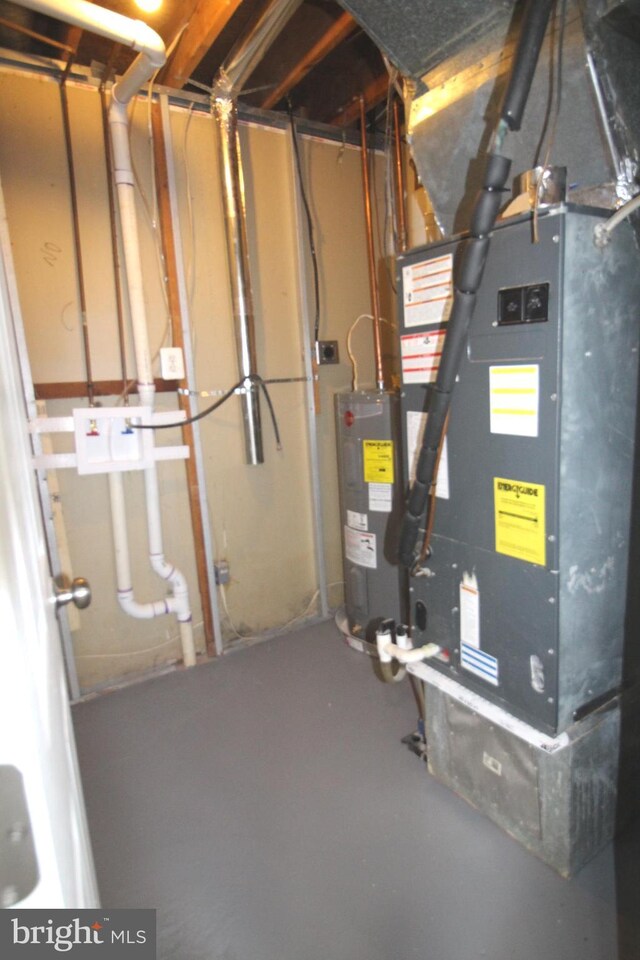 1029 Kings Ct, Herndon, VA 20170 - utility room featuring water heater and heating unit