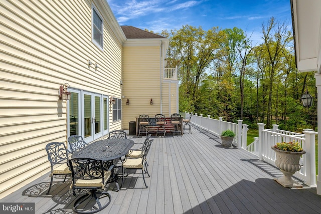 12205 Thoroughbred Rd, Oak Hill, VA 20171 - deck featuring outdoor dining space