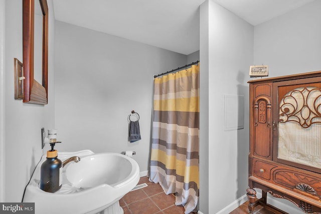 10 Turner Ave, Swedesboro, NJ 08085 - full bathroom with baseboards, tile patterned flooring, a shower with curtain, and a sink