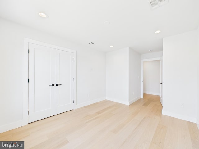 29 Bay Way, Brick, NJ 08723 - spare room featuring baseboards, visible vents, light wood-style flooring, and recessed lighting