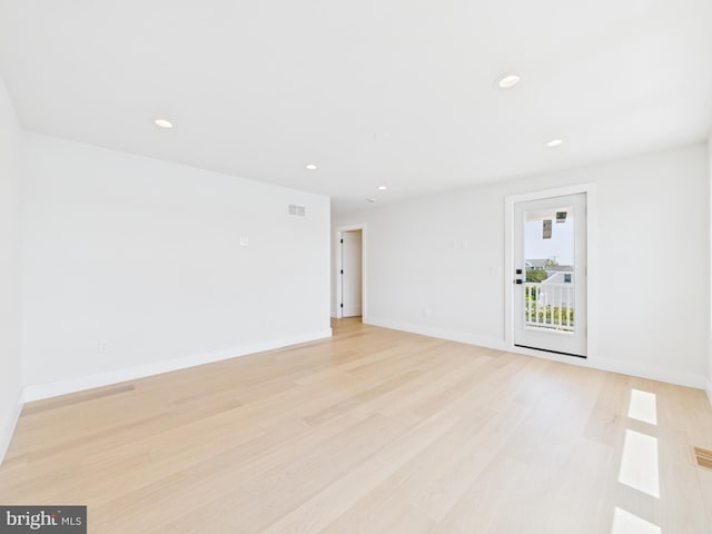 29 Bay Way, Brick, NJ 08723 - unfurnished room with visible vents, light wood-type flooring, baseboards, and recessed lighting