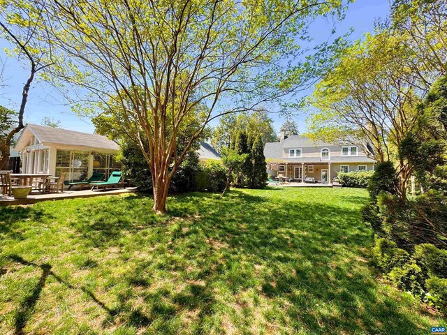 1012 Locust Ave, Charlottesville, VA 22901 - view of yard