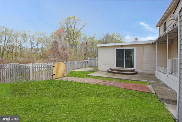 415 Sheppard Ave, Runnemede, NJ 08078 - view of yard with a gate and a patio area