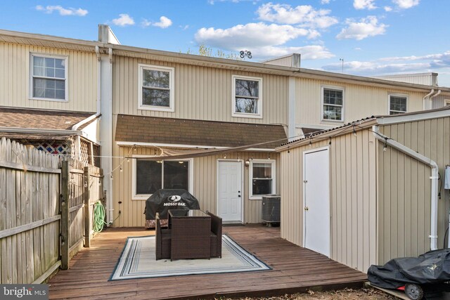 197 Crocus Ct, Quakertown, PA 18951 - back of house featuring fence, cooling unit, and a deck