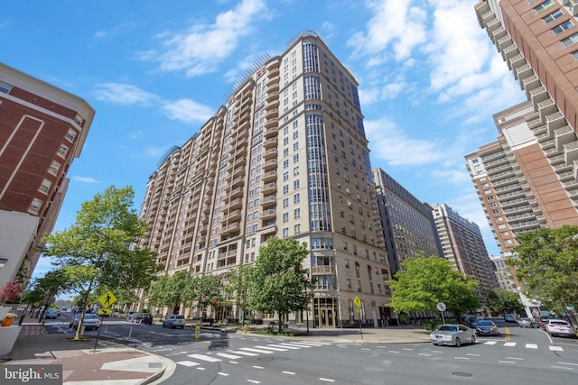 888 N Quincy St Unit 407, Arlington, VA 22203 - view of building exterior