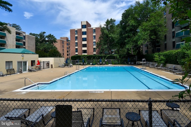 6137 Leesburg Pike Unit 101, Falls Church, VA 22041 - community pool with fence and a patio area