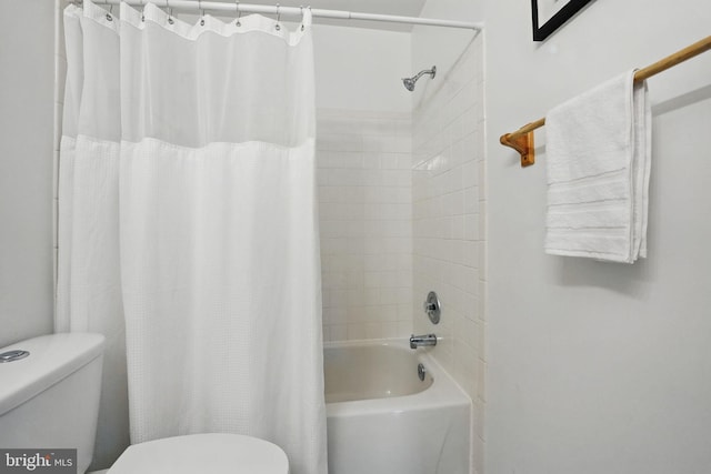 full bath with shower / bathtub combination with curtain and toilet