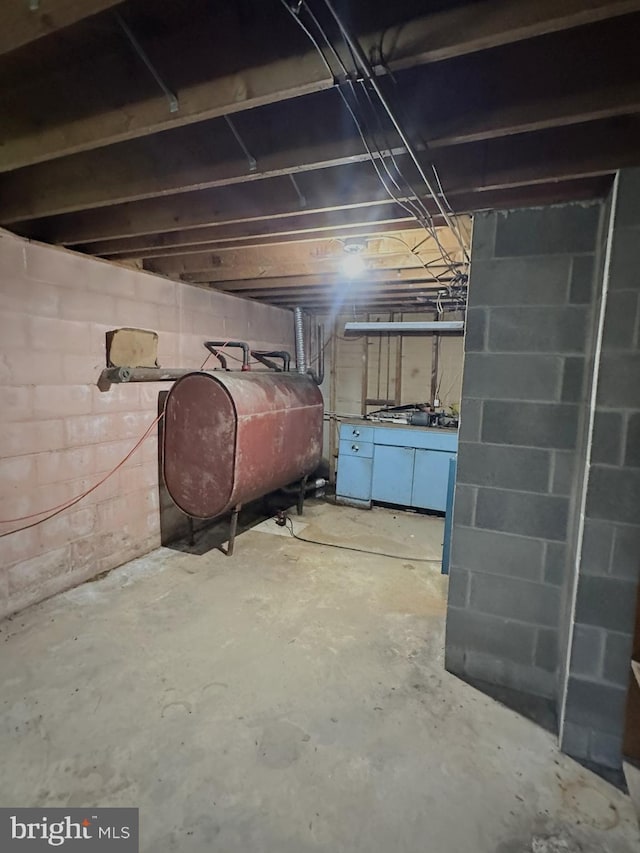 1222 Hoff Rd, Hanover, PA 17331 - unfinished below grade area with heating fuel