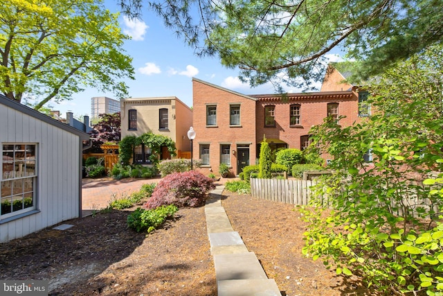 exterior space featuring fence