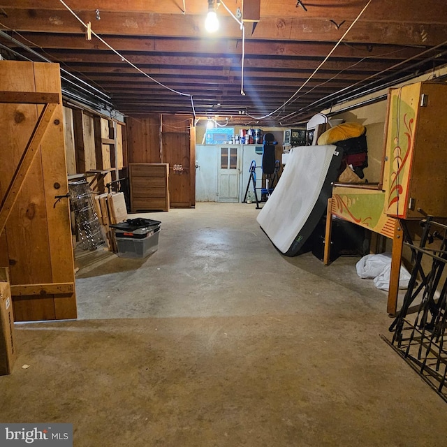 view of unfinished basement