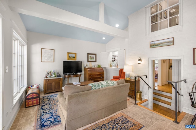 2616 Jefferson Park Cir, Charlottesville, VA 22903 - living area with recessed lighting, vaulted ceiling, and baseboards
