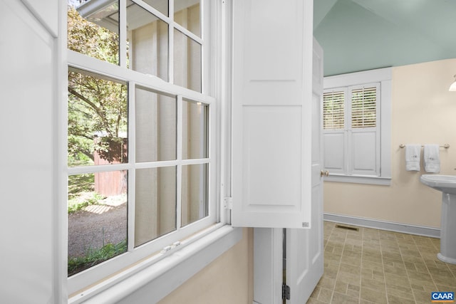 2616 Jefferson Park Cir, Charlottesville, VA 22903 - bathroom with visible vents and baseboards