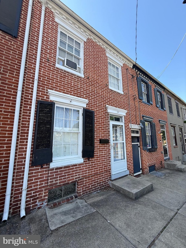 427 S Market St, Frederick, MD 21701 - multi unit property with brick siding