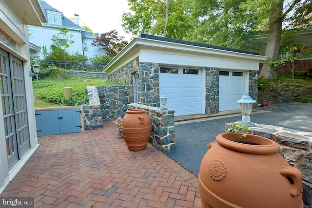 2203 N Grant Ave, Wilmington, DE 19806 - exterior space with fence and an outdoor structure