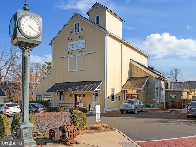 view of building exterior