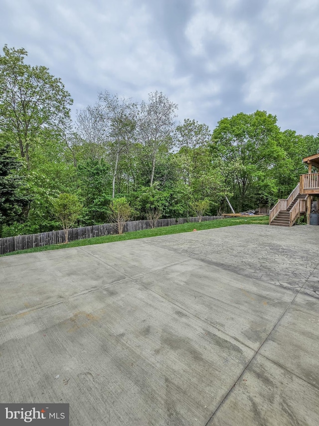 17616 Chisholm Ln, Dumfries, VA 22026 - deck with stairway and fence