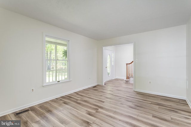 275 Wood Rise Ln, Winchester, VA 22602 - unfurnished room featuring baseboards, light wood-type flooring, and visible vents
