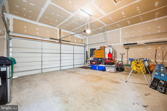 502 Leaning Oak St, Gaithersburg, MD 20878 - garage featuring a garage door opener
