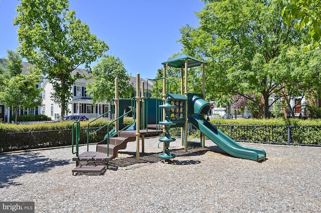 502 Leaning Oak St, Gaithersburg, MD 20878 - view of community jungle gym