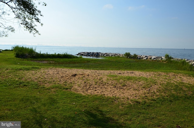 view of water feature