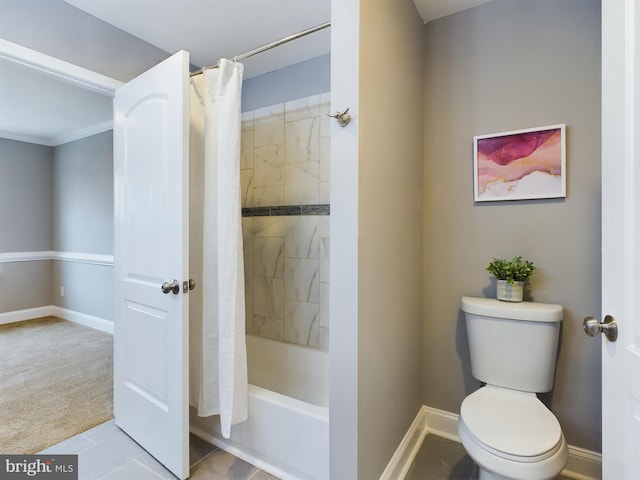 1519 E Chase St, Baltimore, MD 21213 - full bathroom with toilet, baseboards, and shower / bath combo