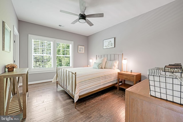 41972 Paddock Gate Pl, Ashburn, VA 20148 - bedroom with dark wood-style floors, baseboards, and a ceiling fan