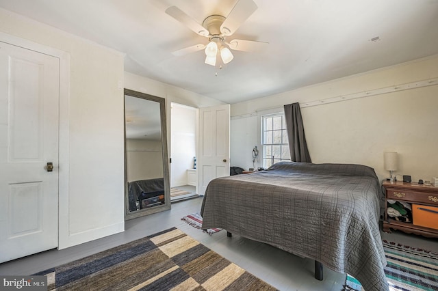 bedroom with a ceiling fan