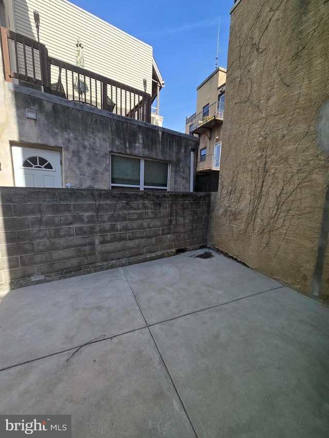1406 E Moyamensing Ave, Philadelphia, PA 19147 - view of patio / terrace