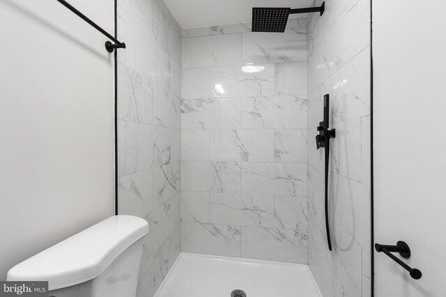 115 Pates Dr, Fort Washington, MD 20744 - full bathroom with tiled shower and toilet