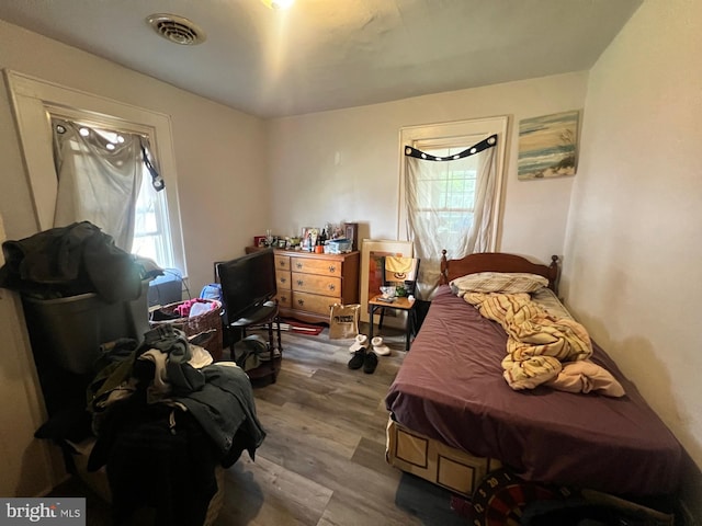 611 Truitt St, Salisbury, MD 21804 - bedroom featuring visible vents and wood finished floors