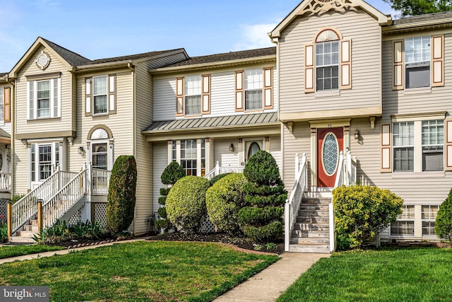 multi unit property with a front yard